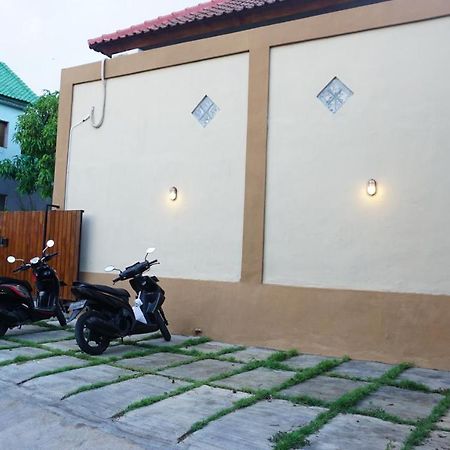 Jingga Homestay Balangan Джимбаран Экстерьер фото