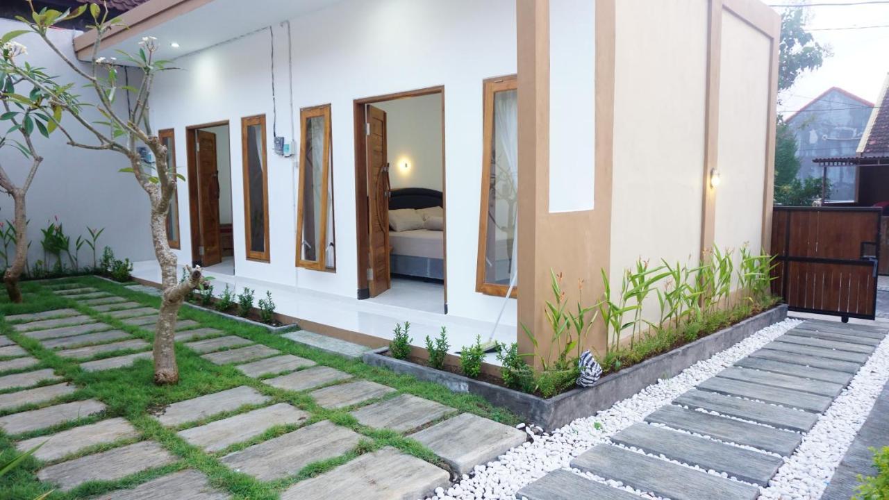 Jingga Homestay Balangan Джимбаран Экстерьер фото